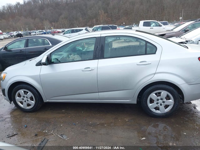 Chevrolet Sonic Ls Auto 2016 1G1JA5SH6G4132628 Image 15