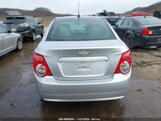 Chevrolet Sonic Ls Auto 2016 1G1JA5SH6G4132628 Image 17