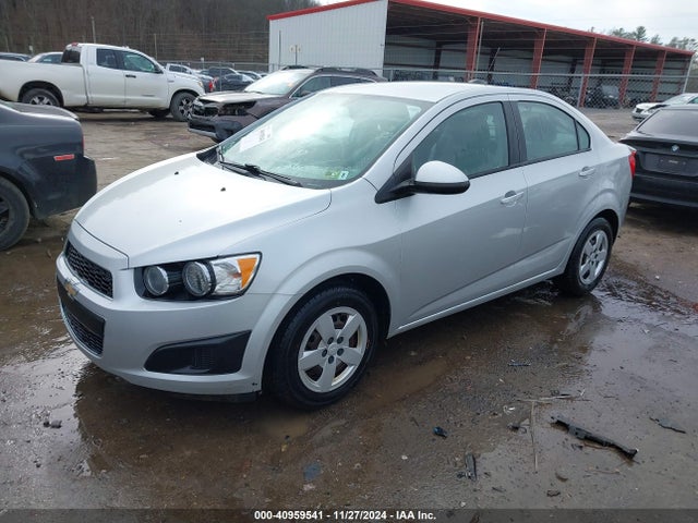 Chevrolet Sonic Ls Auto 2016 1G1JA5SH6G4132628 Image 2