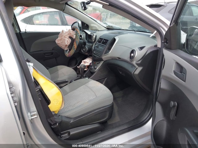 Chevrolet Sonic Ls Auto 2016 1G1JA5SH6G4132628 Image 5