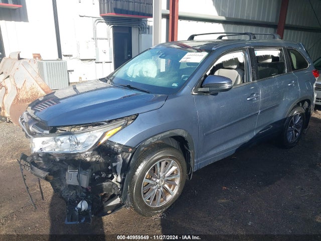 5TDJZRFH4JS486726 Toyota Highlander Xle