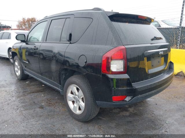 1C4NJCBA8FD262554 Jeep Compass Sport