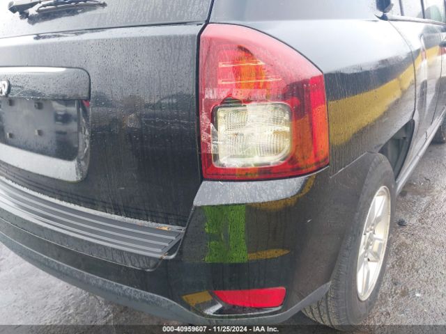 1C4NJCBA8FD262554 Jeep Compass Sport