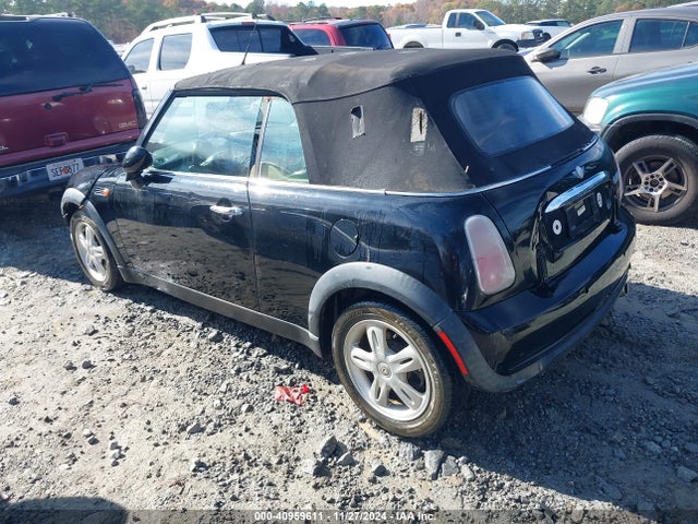 2005 MINI COOPER WMWRF33425TF62249 Photo 2