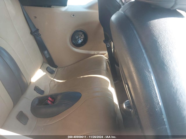 2005 MINI COOPER WMWRF33425TF62249 Photo 7