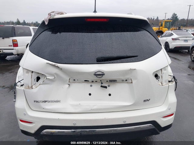5N1AR2MN2EC728884 Nissan Pathfinder Sv