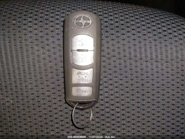 3MYDLBZV0GY102516 Scion IA