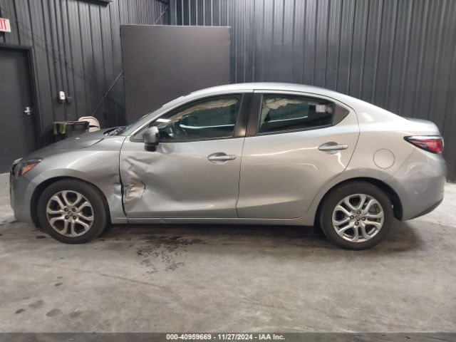 3MYDLBZV0GY102516 Scion IA