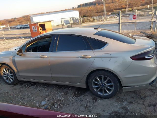 3FA6P0H71HR403655 Ford FUSION SE
