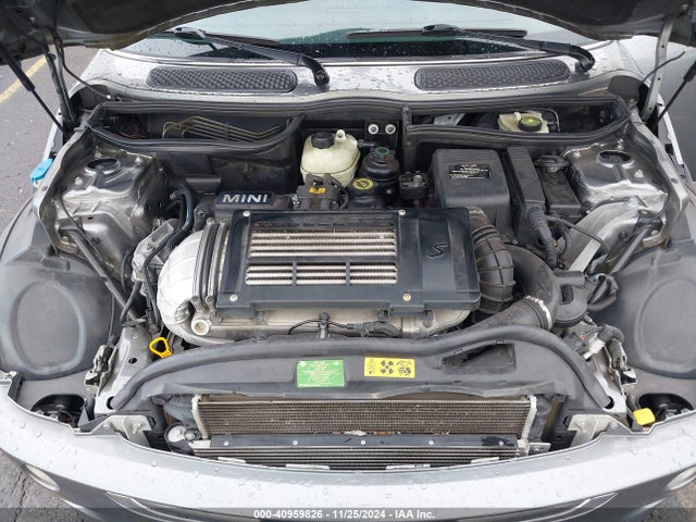 2007 MINI COOPER S WMWRH33537TL94043 Photo 9