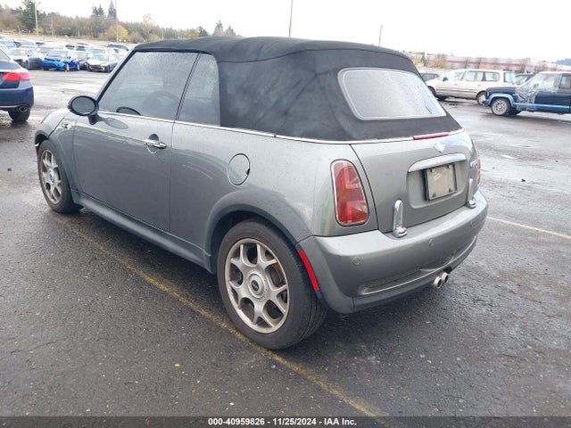 2007 MINI COOPER S WMWRH33537TL94043 Photo 2