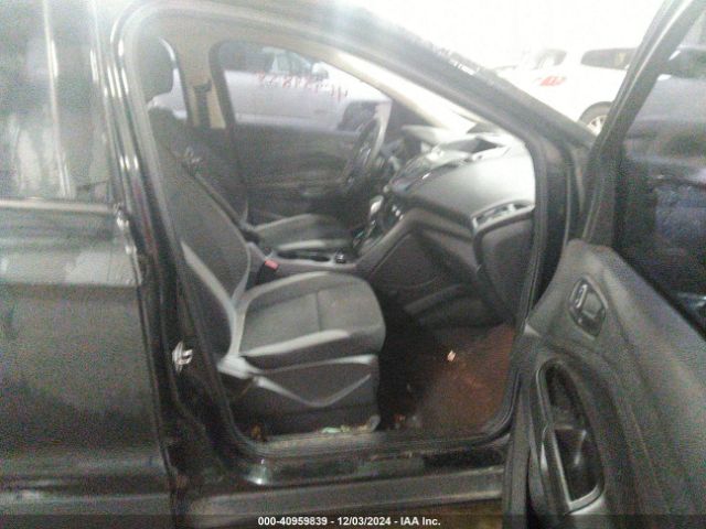 1FMCU0F79EUE39439 Ford ESCAPE S