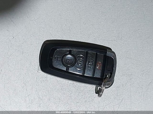 3FA6P0HD9HR341525 Ford FUSION SE