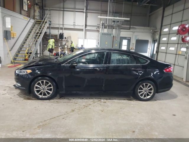 3FA6P0HD9HR341525 Ford FUSION SE
