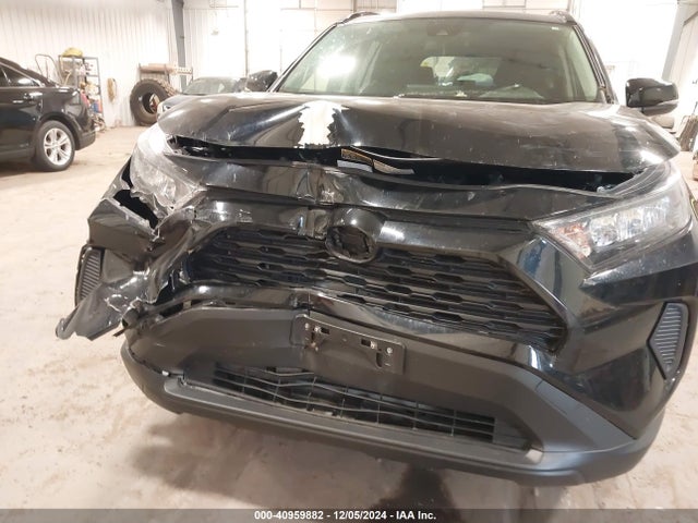 JTMG1RFV4KJ011244 Toyota RAV4 LE