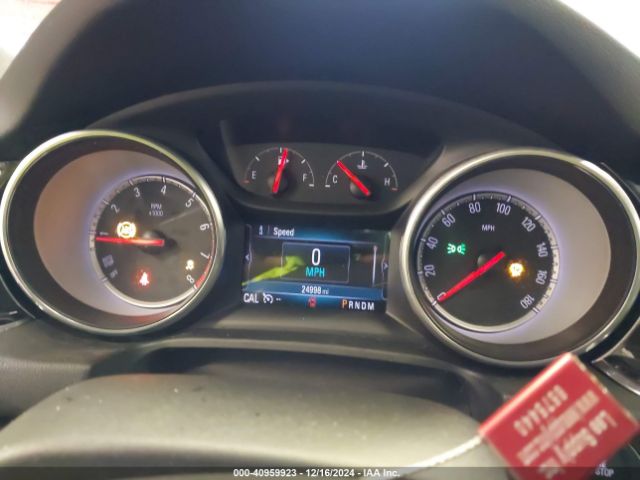 W04GV8SX2J1066340 Buick Regal Tourx Essence