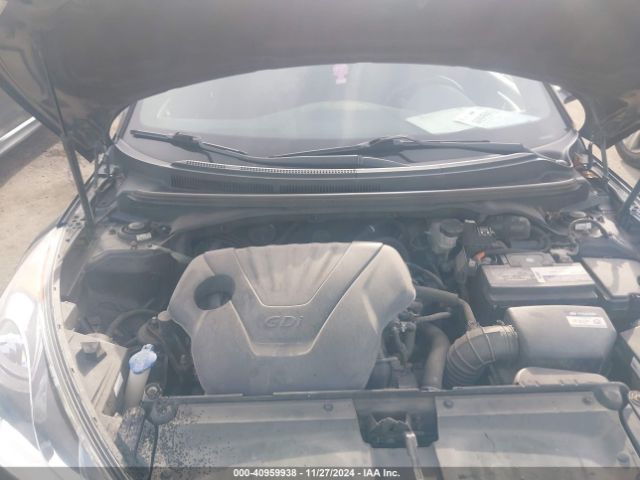 KMHTC6AD8HU324497 Hyundai Veloster Value Edition