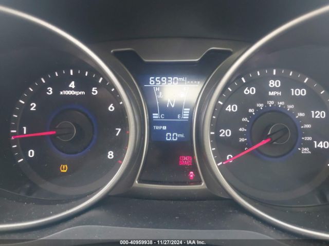 KMHTC6AD8HU324497 Hyundai Veloster Value Edition