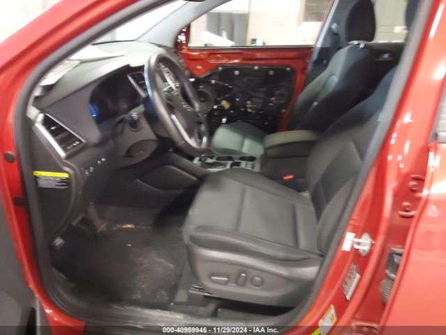 KM8J3CA29HU553081 Hyundai Tucson Value