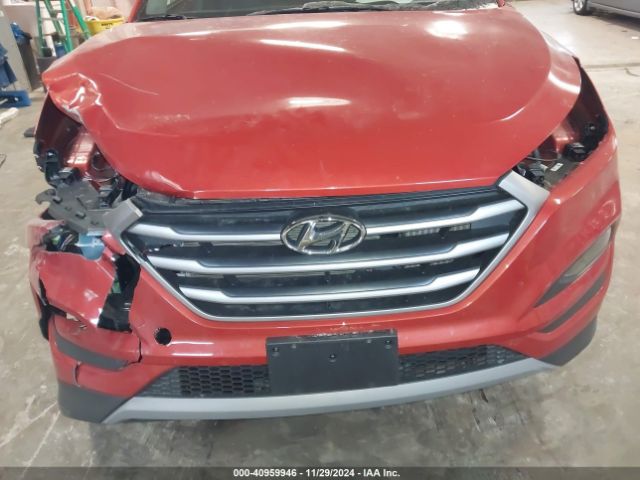 KM8J3CA29HU553081 Hyundai Tucson Value