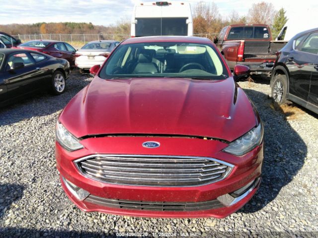 3FA6P0HD4HR332375 Ford FUSION SE