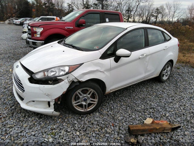 Ford FIESTA SE 2019 3FADP4BJ2KM158744 Image 2