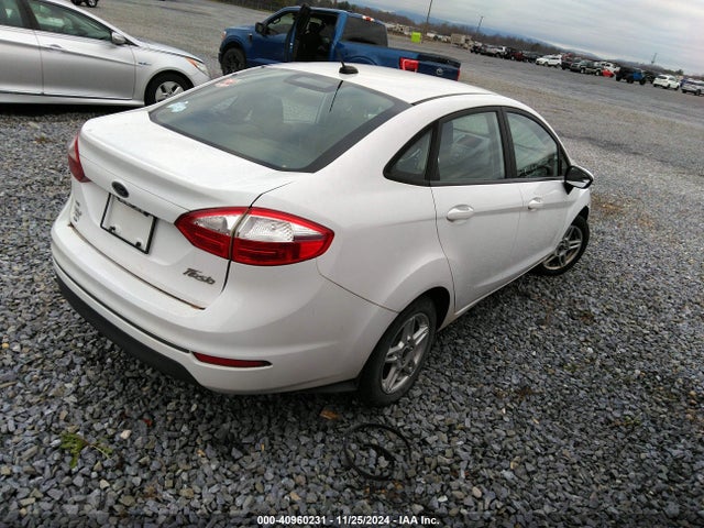 Ford FIESTA SE 2019 3FADP4BJ2KM158744 Image 4