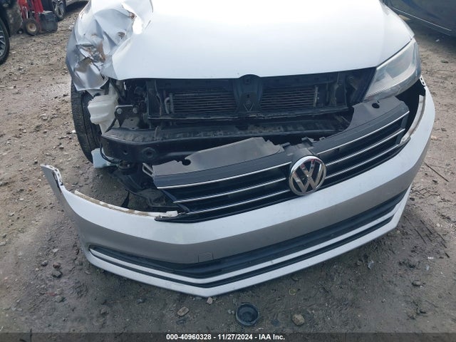 3VW267AJ1GM269443 Volkswagen Jetta 1.4t S