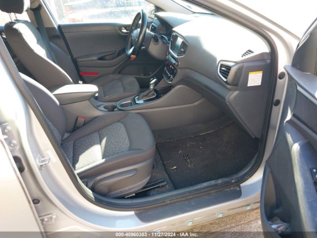 KMHC65LC6HU037312 Hyundai Ioniq Hybrid Blue
