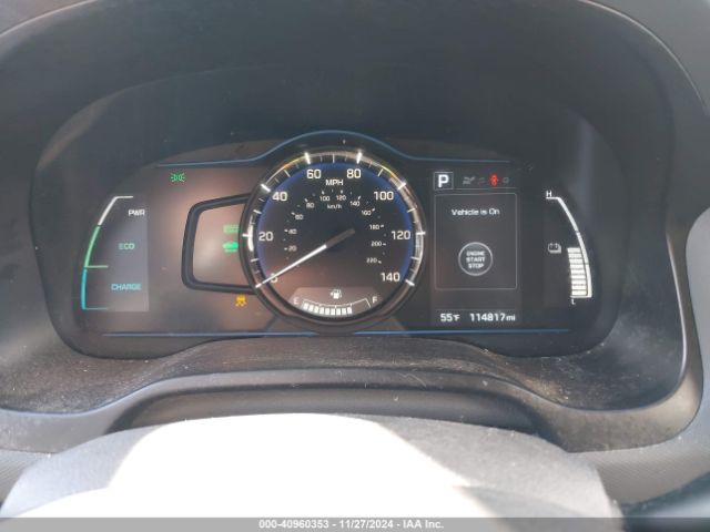 KMHC65LC6HU037312 Hyundai Ioniq Hybrid Blue