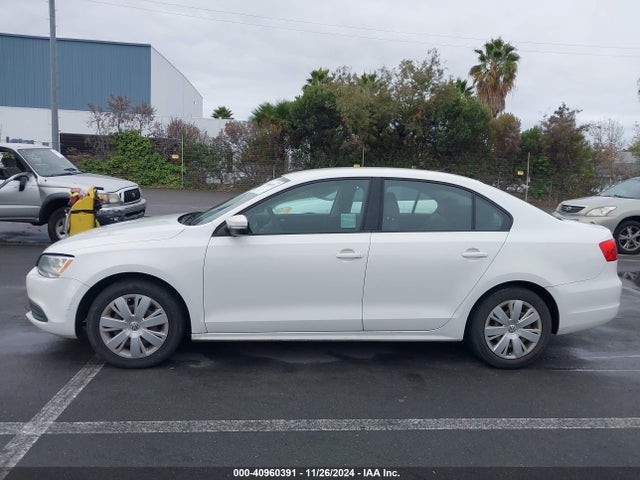 3VWD17AJ0EM382188 Volkswagen Jetta 1.8t Se
