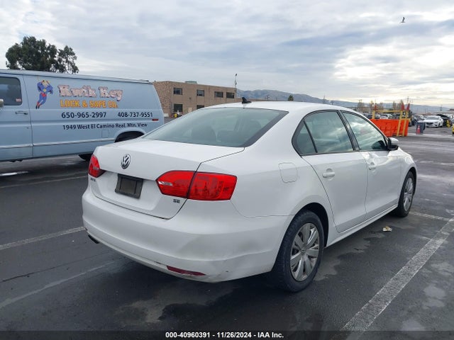 3VWD17AJ0EM382188 Volkswagen Jetta 1.8t Se