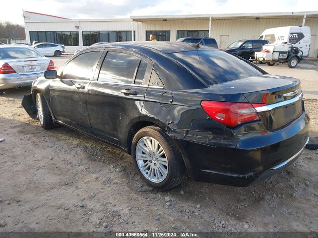 Chrysler 200 LX 2014 1C3CCBABXEN207266 Image 3