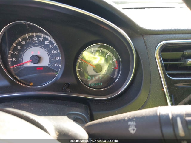 Chrysler 200 LX 2014 1C3CCBABXEN207266 Image 7