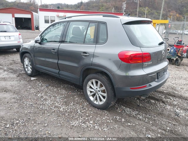 WVGBV7AX4JK005668 Volkswagen Tiguan Limited 2.0t