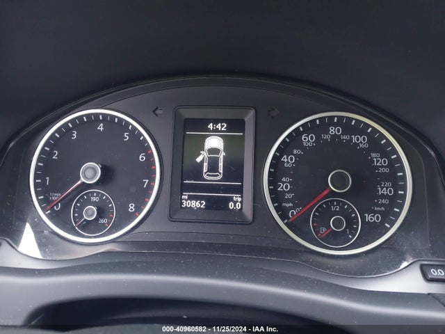 WVGBV7AX4JK005668 Volkswagen Tiguan Limited 2.0t