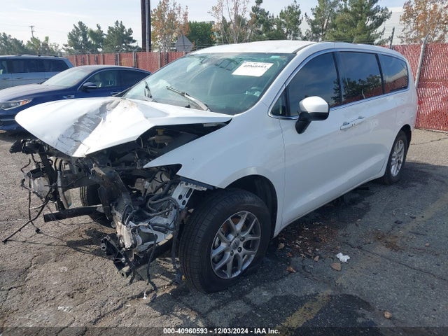 2C4RC1CGXMR571102 Chrysler Voyager Lx