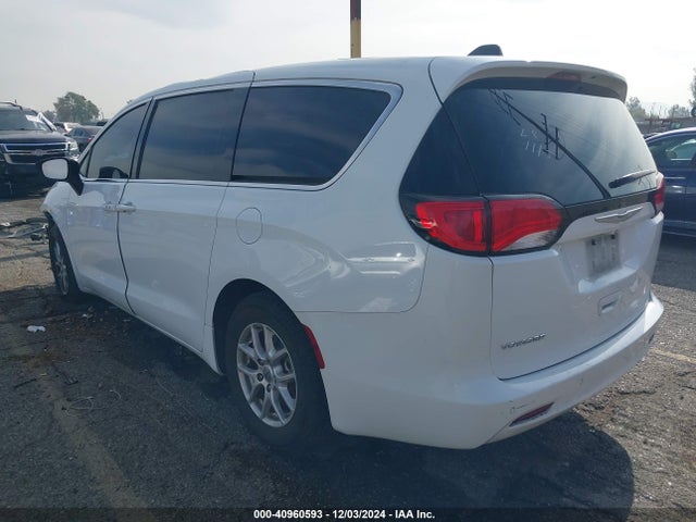 2C4RC1CGXMR571102 Chrysler Voyager Lx