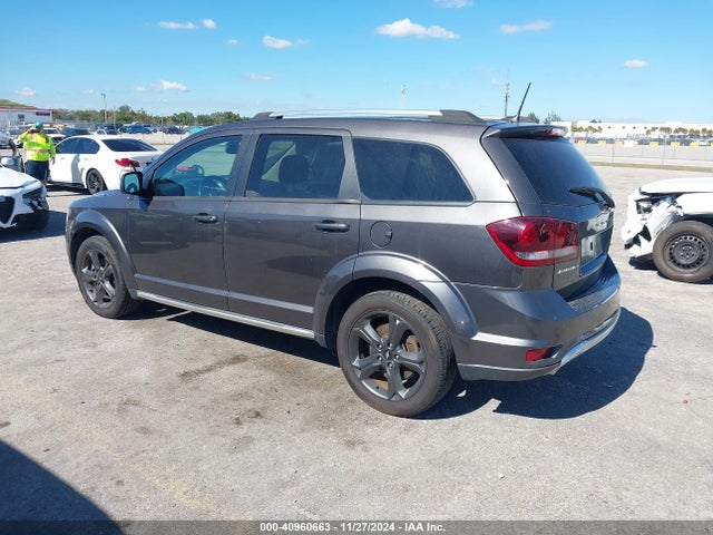 3C4PDCGG7KT857879 Dodge Journey Crossroad