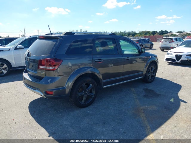 3C4PDCGG7KT857879 Dodge Journey Crossroad