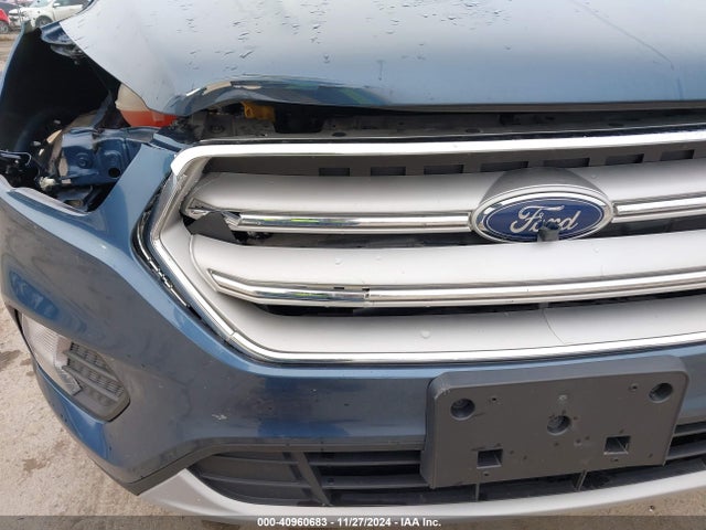 Ford ESCAPE SE 2018 1FMCU0GD1JUB59450 Image 18