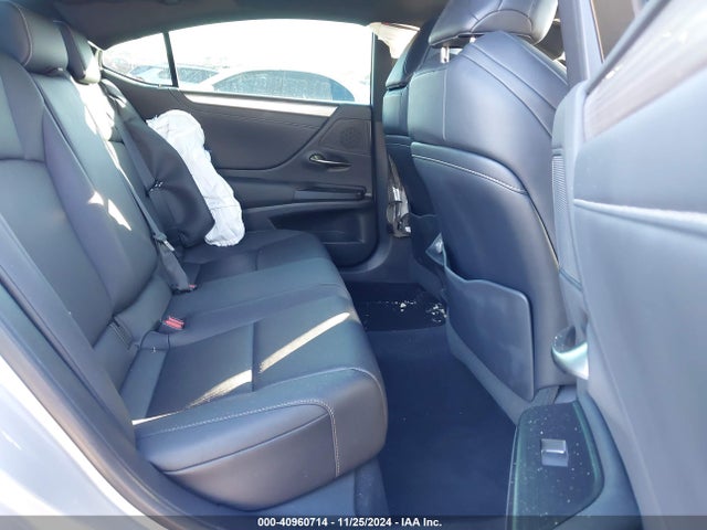 58AGZ1B1XMU099445 Lexus Es 350 F Sport