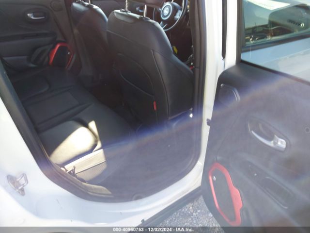 ZACCJBCT7GPE18149 Jeep Renegade Trailhawk