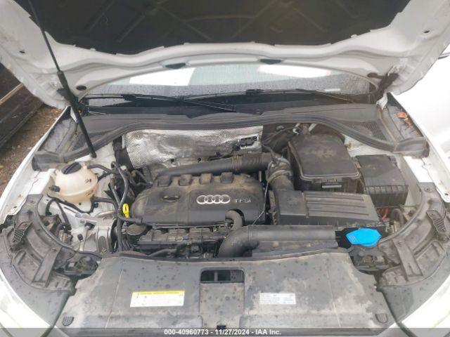 WA1JCCFS6HR012158 Audi Q3 2.0t Premium