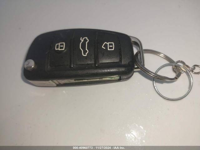 WA1JCCFS6HR012158 Audi Q3 2.0t Premium