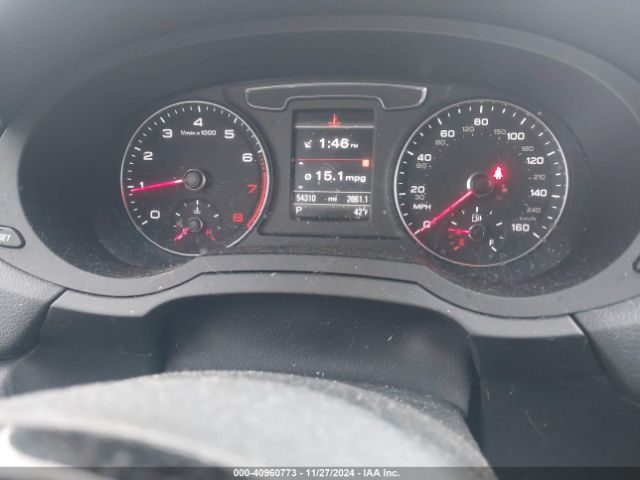 WA1JCCFS6HR012158 Audi Q3 2.0t Premium