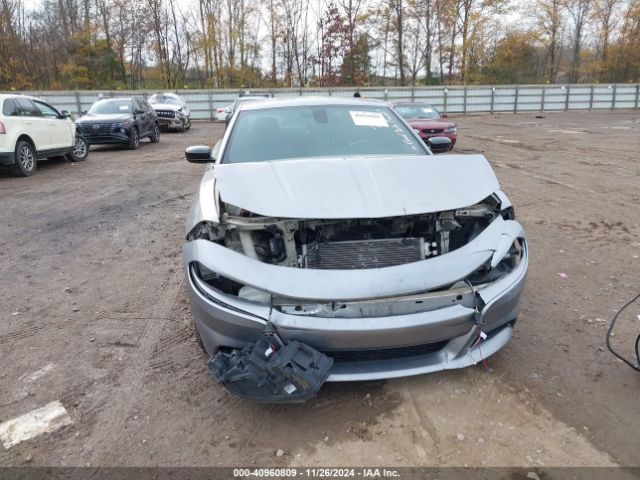 2C3CDXBG8JH187347 Dodge Charger Sxt Rwd