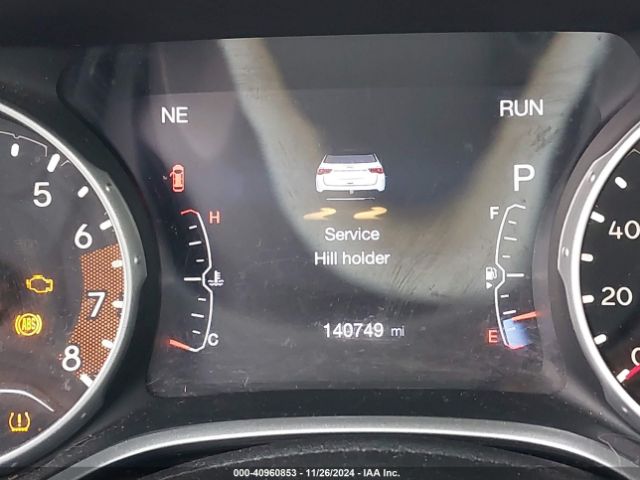 3C4NJCBB3JT165404 Jeep Compass Latitude Fwd