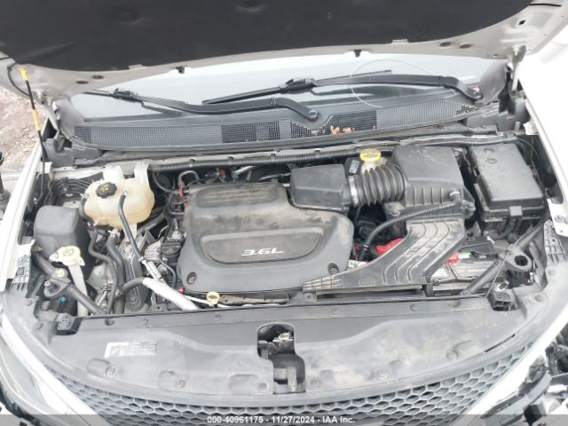 2C4RC1BG1HR744884 Chrysler Pacifica Touring-l