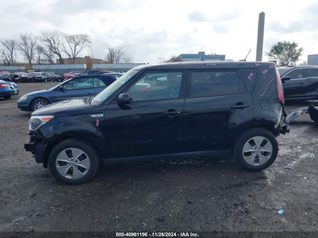 KNDJN2A27G7404075 KIA Soul